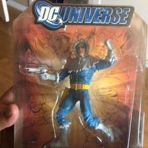Captain cold figurine